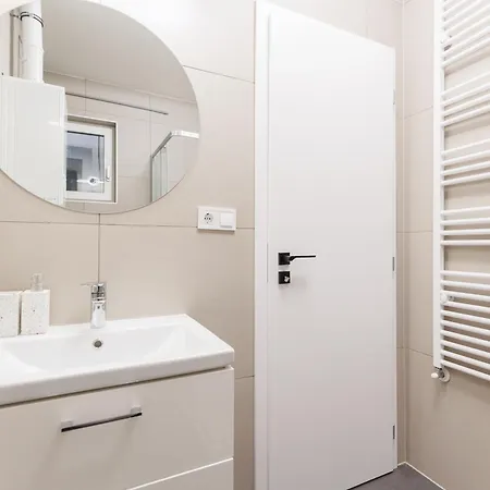 D26 Luxury * Budapešť