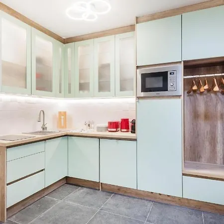 D26 Luxury Apartmán *