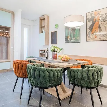 D26 Luxury * Budapešť