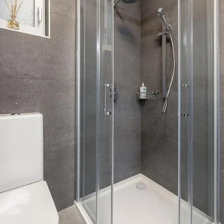 D26 Luxury