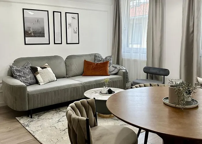 D26 Luxury شقة بودابست